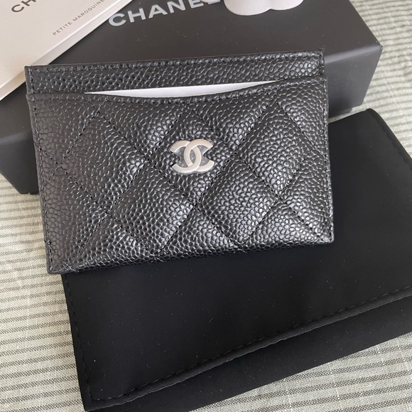 CHANEL Handbags - Chanel card holder with SHW